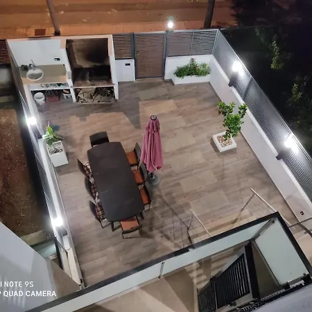 Holiday home Adosado Dulcinea *